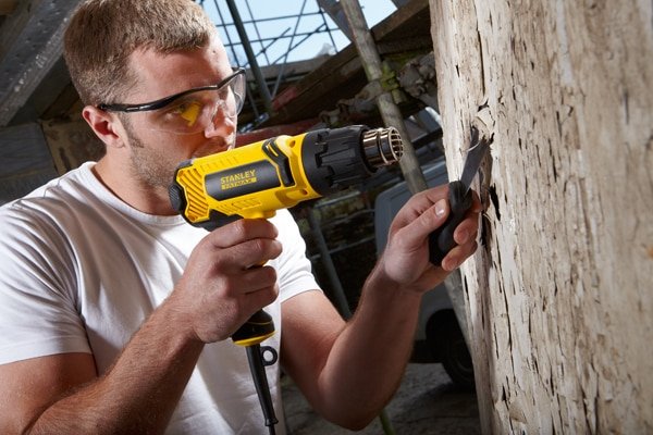 EAN 5035048363881 - Stanley FME670K Pistola de aire caliente 550 l/min 600 °C 2000 W Negro, Amarillo imagen 3