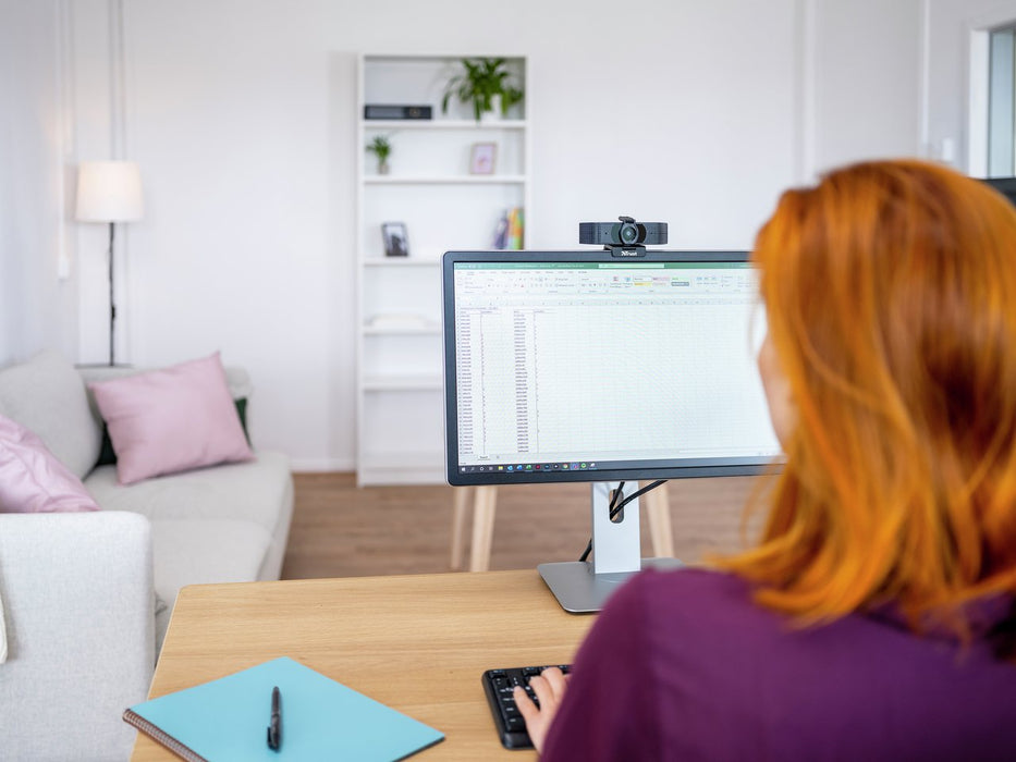 EAN 8713439242805 - Trust Teza cámara web 3840 x 2160 Pixeles USB 2.0 Negro imagen 8