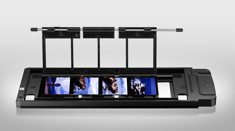 EAN 4042485365645 - Plustek OpticFilm 120 Escáner de negativos/diapositivas Negro, Gris imagen 7