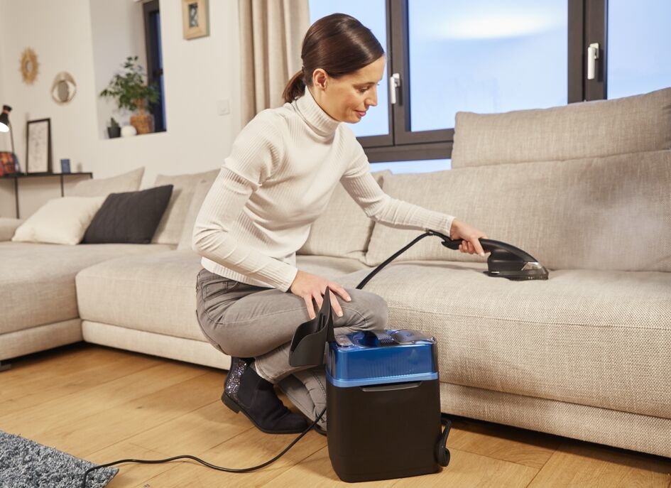 EAN 3121040082270 - Tefal Cube UT2020 Vaporizador manual de prendas 1,1 L 2170 W Negro, Azul imagen 5