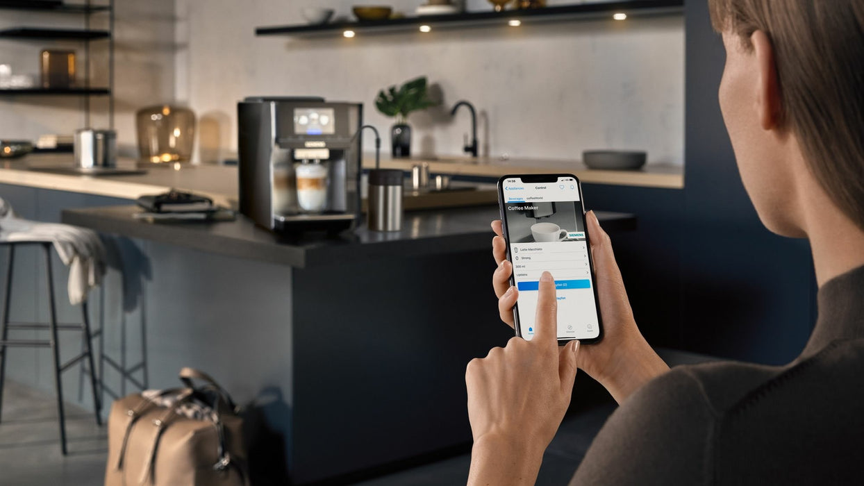 EAN 4242003953303 - Siemens EQ.700 TP715D01 cafetera eléctrica Totalmente automática Máquina espresso 2,4 L imagen 4