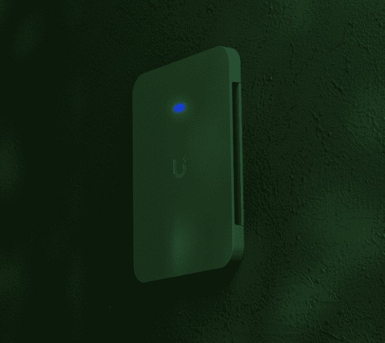 EAN 0810084695920 - Ubiquiti UACC-U7-Pro-Wall-FM Montaje de punto de acceso WLAN imagen 11