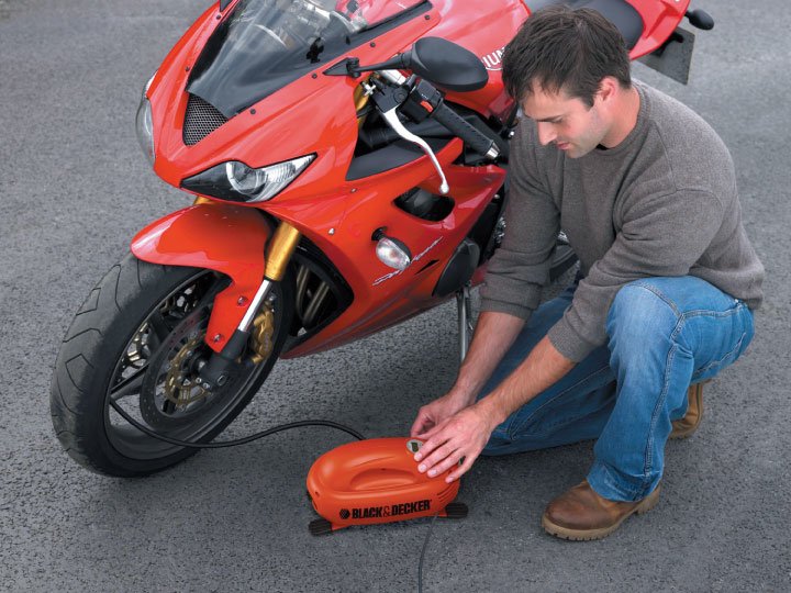 EAN 5035048269497 - Black & Decker ASI200 compresor de aire Encendedor de cigarrillos imagen 7