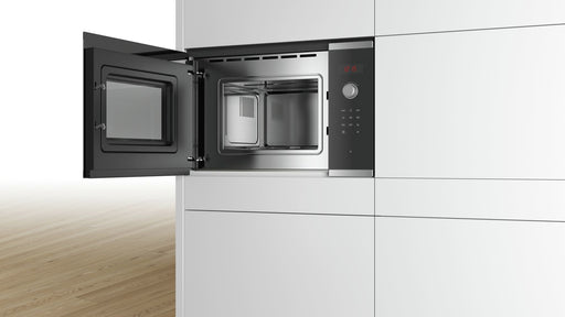 EAN 4242005038855 - Bosch Serie 4 BFL523MS0 microondas Negro, Acero inoxidable Solo microondas Integrado 20 L 800 W imagen 2