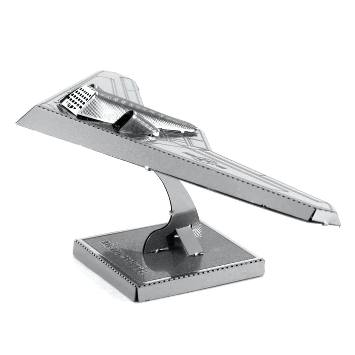 EAN 0032309010268 - Metal Earth RQ-170 Sentinel Maqueta de avión de ala fija Kit de montaje imagen 3