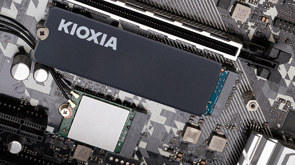 EAN 4582563858657 - Kioxia LSC11K2T04G8 unidad de estado sólido 2,05 TB M.2 PCI Express 4.0 NVMe BiCS FLASH TLC imagen 3
