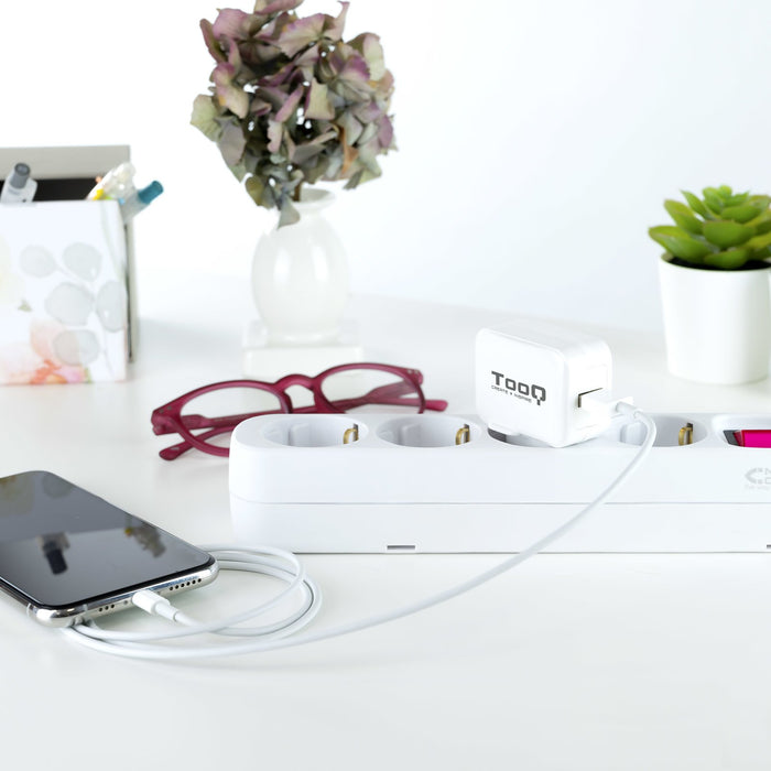 EAN 8433281010796 - TooQ TQWC-1S01WT cargador de dispositivo móvil Universal Blanco Corriente alterna Interior imagen 4