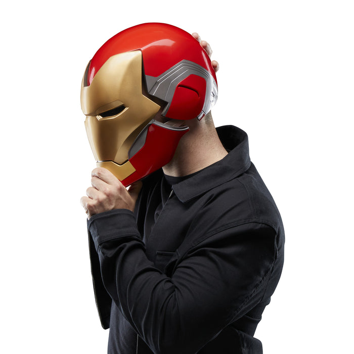 EAN 5010996217400 - Marvel Iron Man Premium Electronic Helmet imagen 5