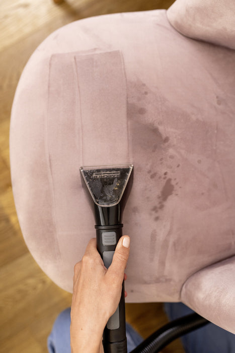 EAN 4066529172433 - Kärcher SE 2 Spot máquina de limpieza de alfombras De mano Negro, Gris, Blanco imagen 6