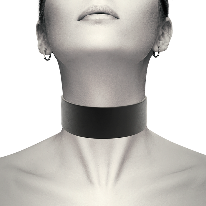 Coquette Chic Desire - Choker Cuero Vegano