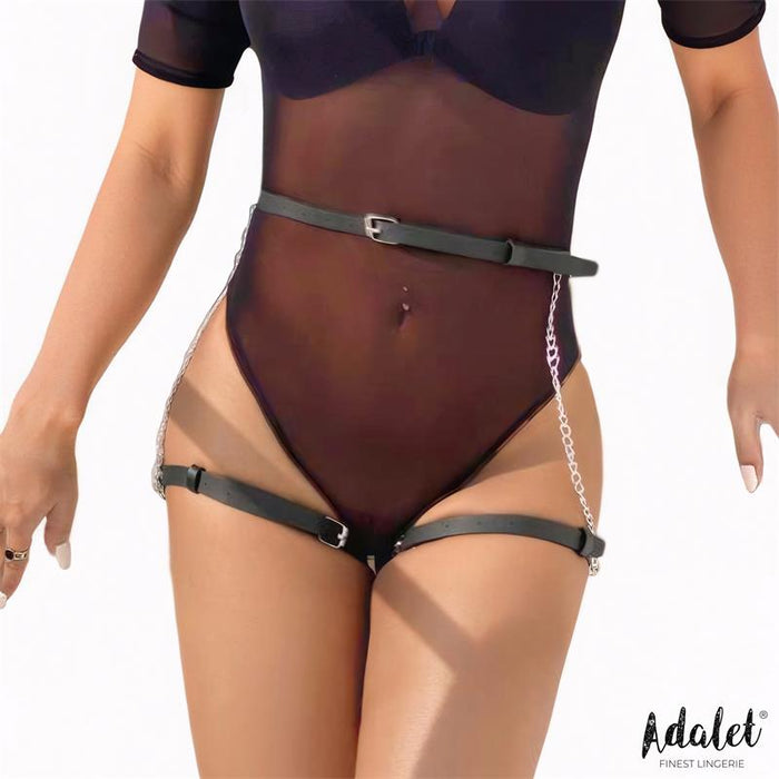 Oriana Cinturón Cuero Vegano Con Cadenas Tall Única